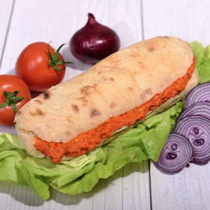 Чобански посни сомун са ајваром